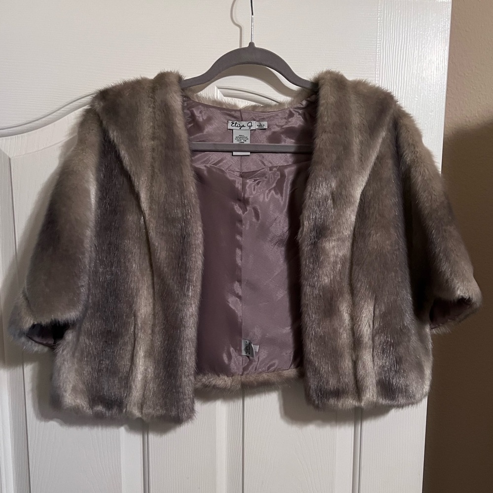 Eliza J Faux Fur Shawl